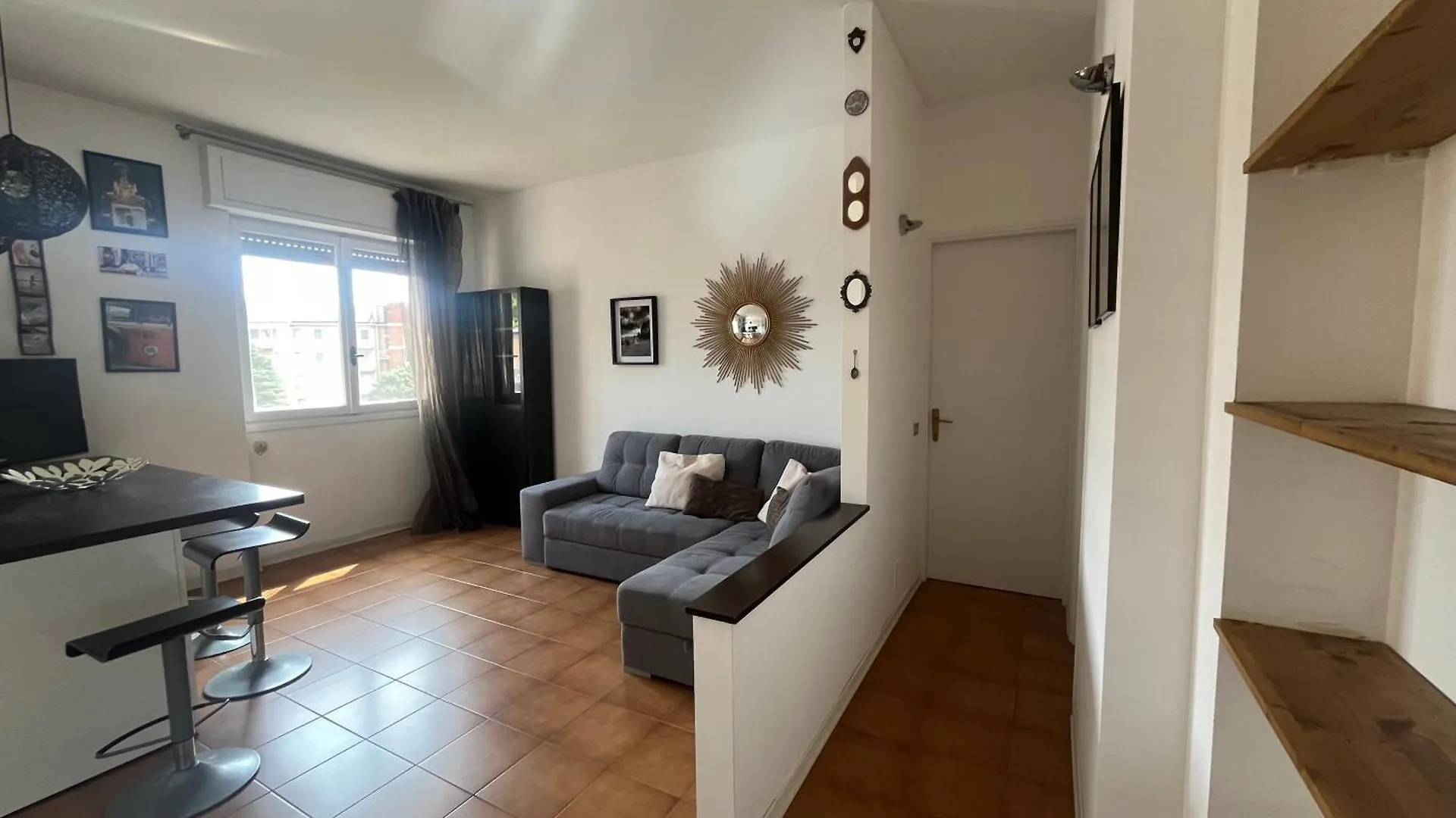 Sunny Comfy Apartment 米兰 0*,  意大利