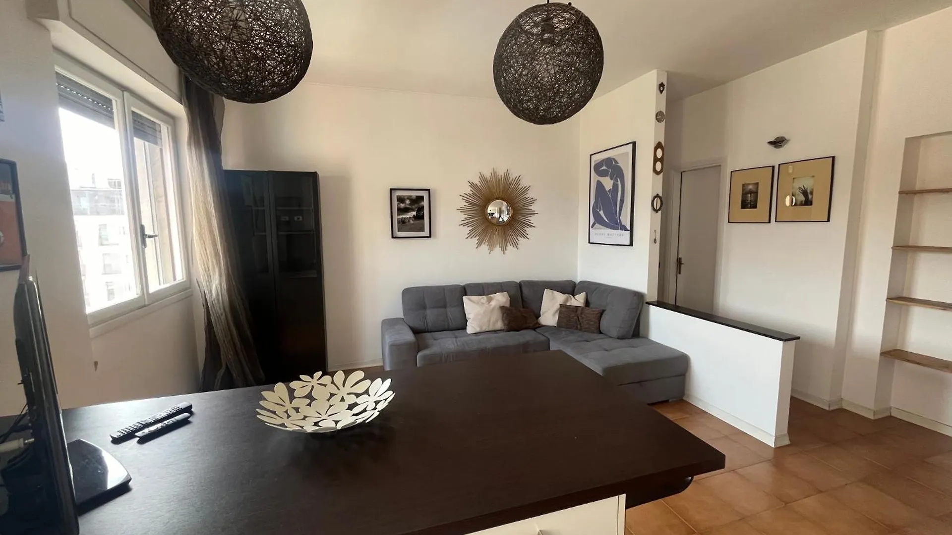 Sunny Comfy Apartment Milan